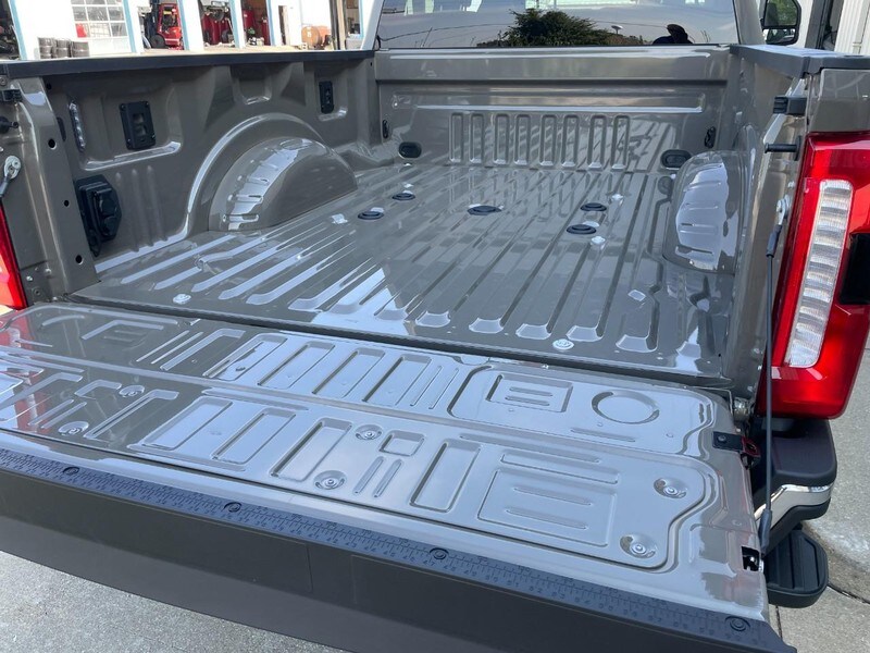 2026 Ford F-350 Super Duty XLT - Photo 12