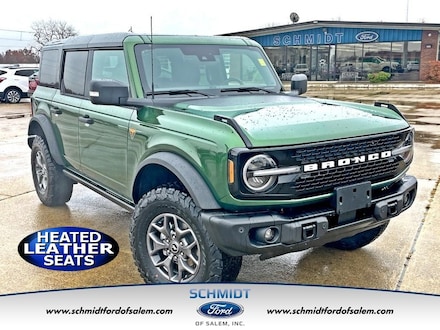 2025 Ford Bronco Badlands SUV