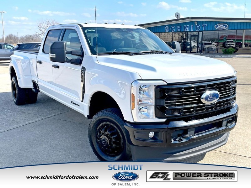 2024 Ford F-350 XLT 4x4 Crew Cab 176 in DRW's photo
