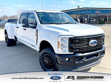 2024 Ford F-350 Crew Cab 4x4 XLT DRW Truck Crew Cab