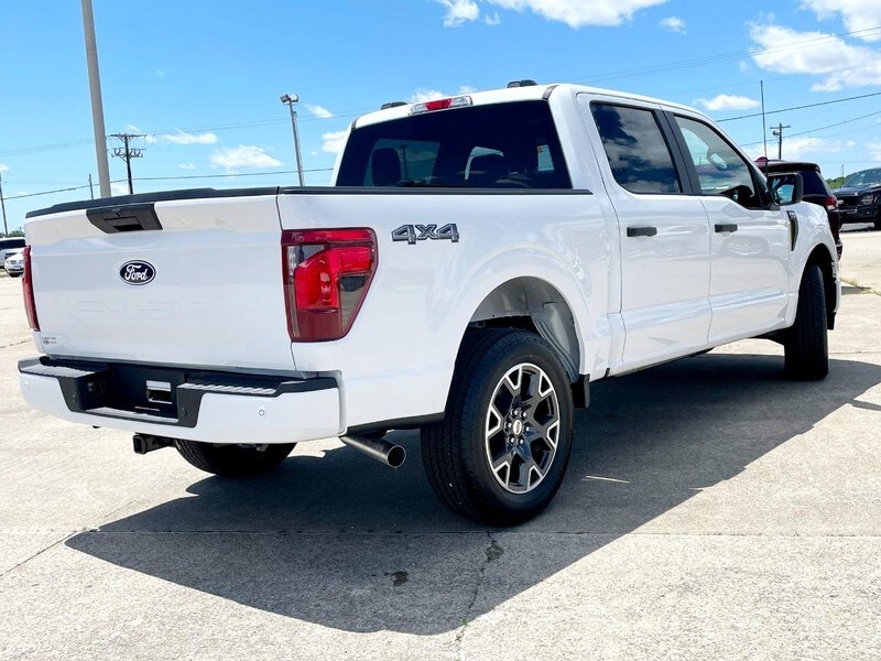 2025 Ford F-150 STX photo 4