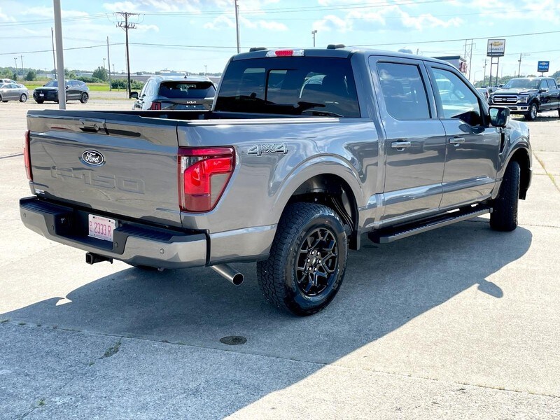 2024 Ford F-150 XLT photo 4