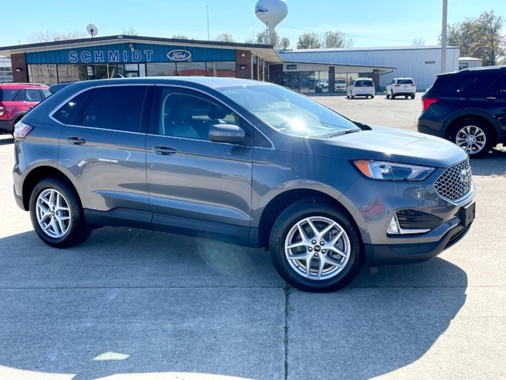 Used 2024 Ford Edge SUV