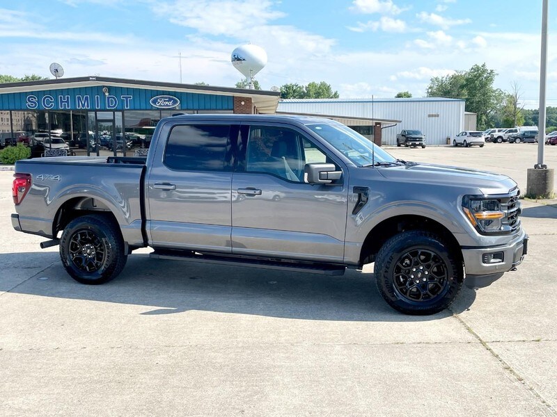 2024 Ford F-150 XLT photo 3