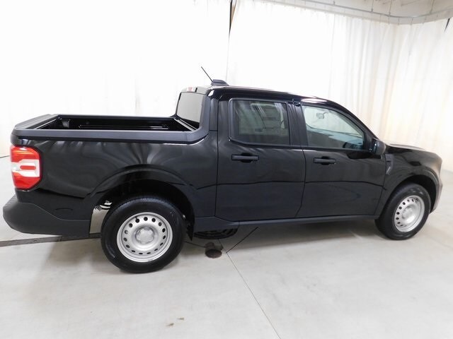 2025 Ford Maverick XL photo 2