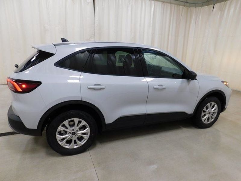 2026 Ford Escape Active - Photo 3