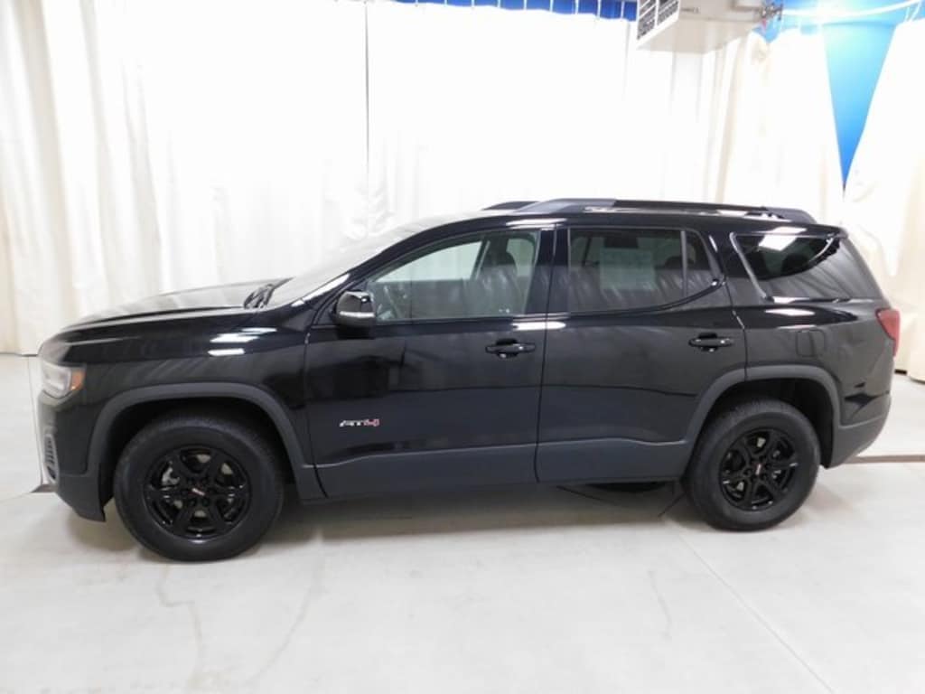 Used 2023 GMC Acadia AT4 SUV