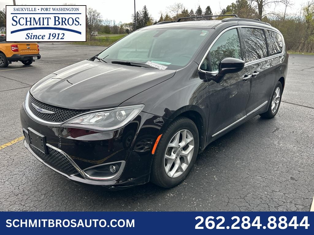 Used 2017 Chrysler Pacifica Touring-L Passenger Van