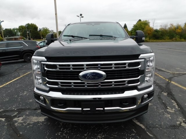 2026 Ford F-350 photo 2