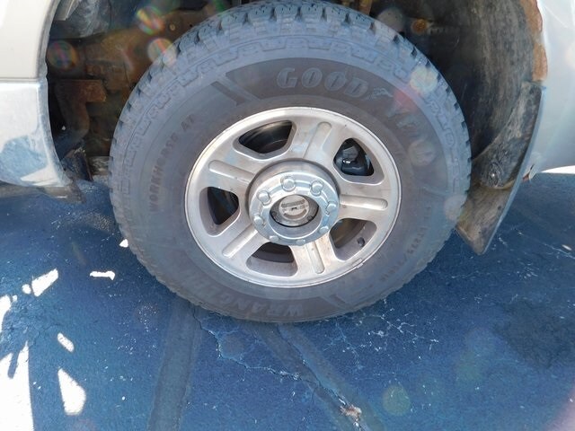 2005 Ford F-350 photo 3