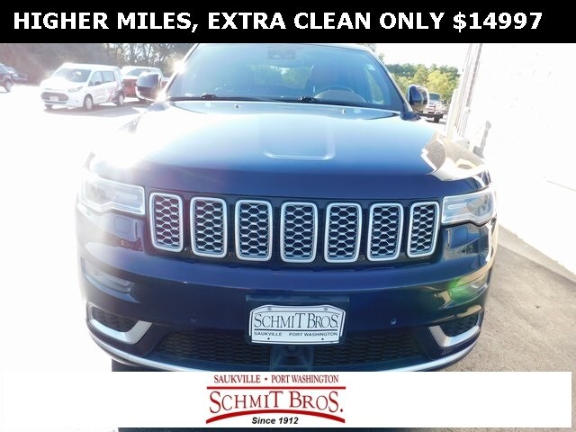 Used 2017 Jeep Grand Cherokee Summit with VIN 1C4RJFJGXHC755492 for sale in Saukville, WI