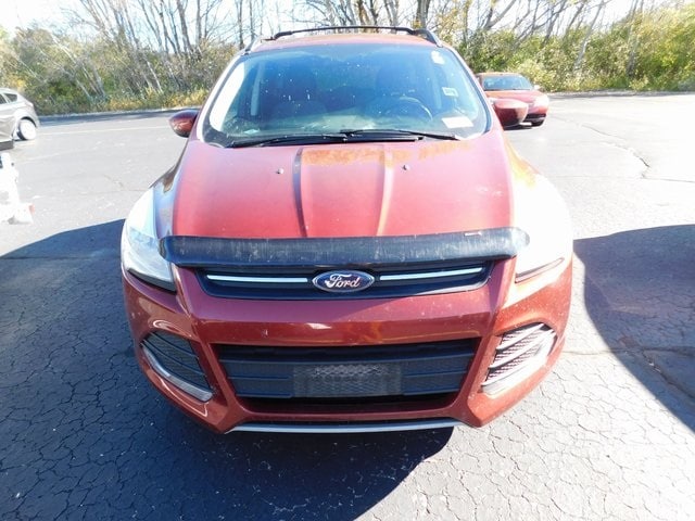 Used 2014 Ford Escape SE with VIN 1FMCU9G97EUB28189 for sale in Saukville, WI