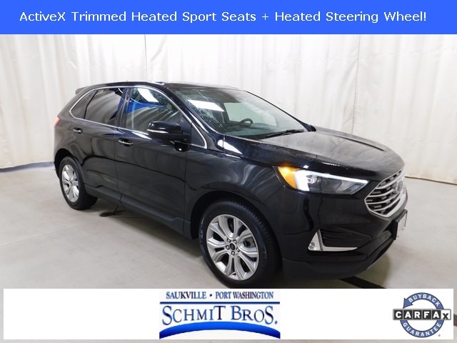 2023 Ford Edge Titanium's photo