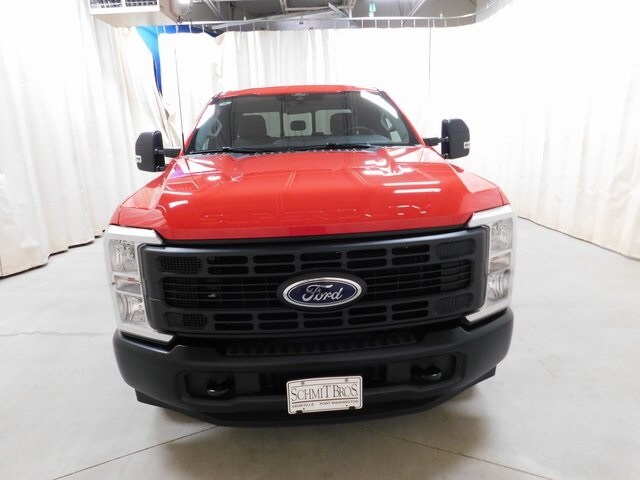 2026 Ford F-350 photo 4