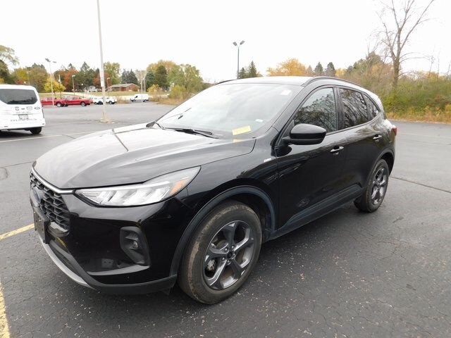 2025 Ford Escape ST-Line Select photo 3