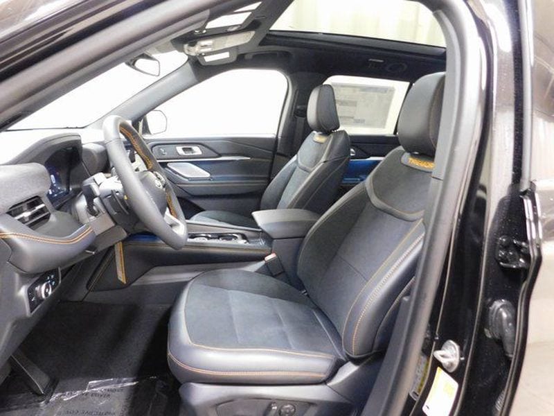 2026 Ford Explorer Tremor - Photo 9