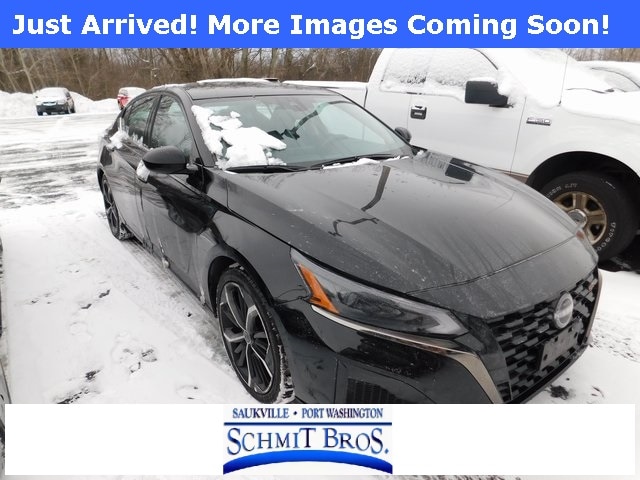 2024 Nissan Altima SR