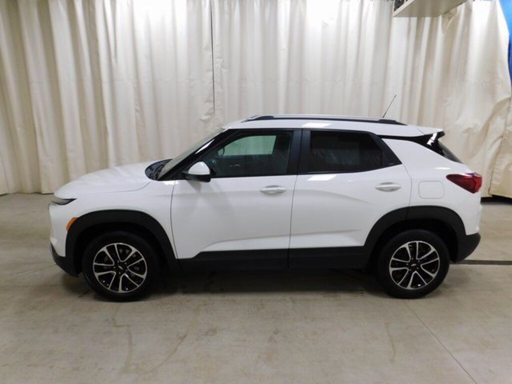 Used 2025 Chevrolet Trailblazer LT SUV
