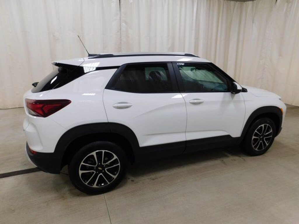 Used 2025 Chevrolet Trailblazer LT SUV