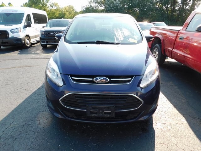 2017 Ford C-Max Hybrid SE photo 2