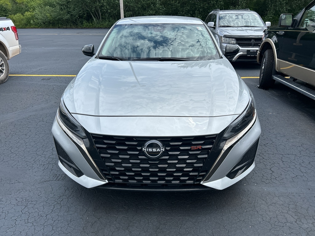 Used 2024 Nissan Altima 2.5 SR Sedan