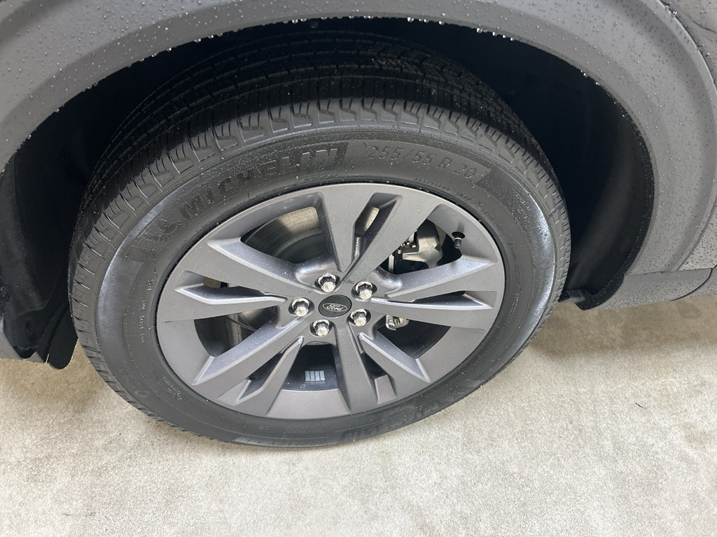 New 2026 Ford Explorer Active w/200A Pkg Sport Utility