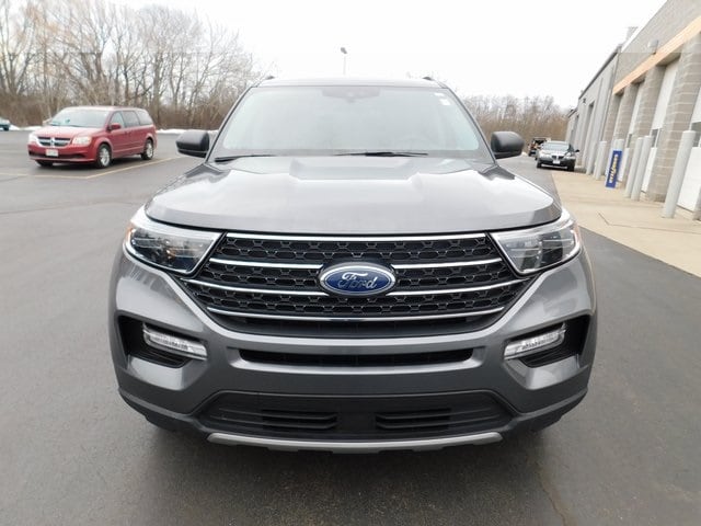 Used 2023 Ford Explorer XLT with VIN 1FMSK8DH8PGB42773 for sale in Saukville, WI