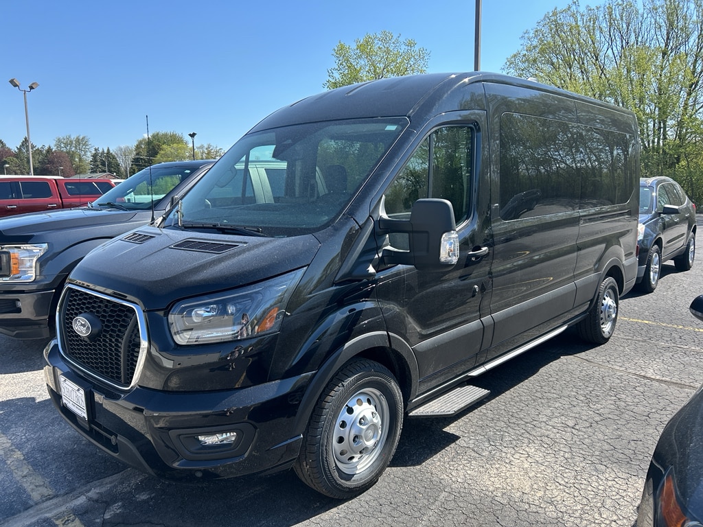 New 2026 Ford Transit Wagon XL Wagon