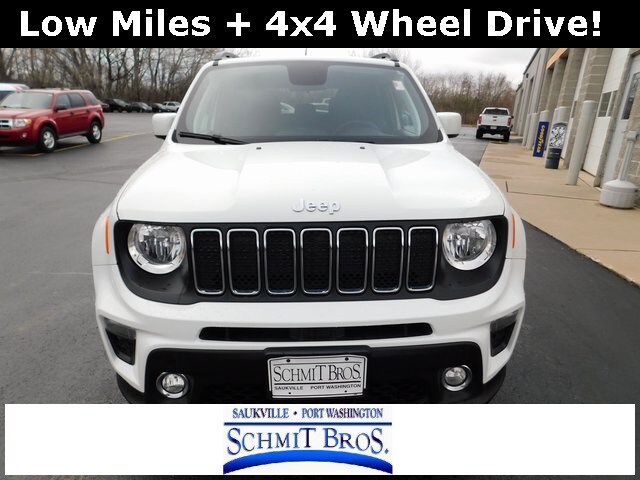 Used 2020 Jeep Renegade Latitude with VIN ZACNJBBB8LPL43860 for sale in Saukville, WI