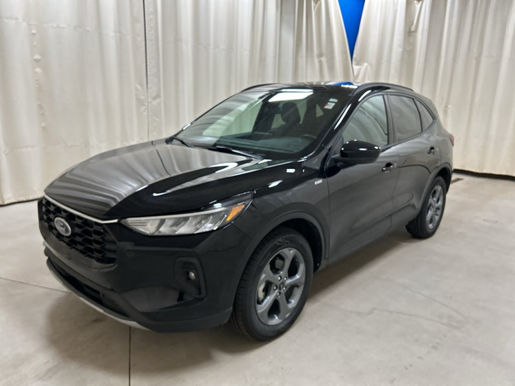 Used 2025 Ford Escape ST-Line Select Sport Utility