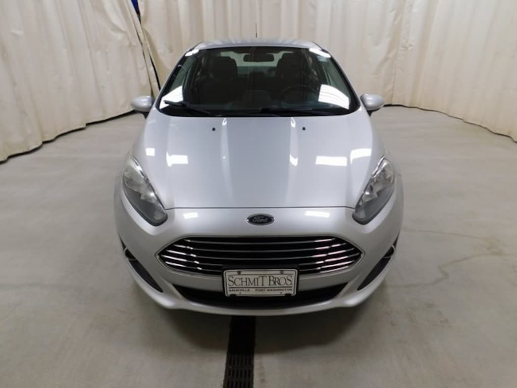 Used 2016 Ford Fiesta SE Sedan