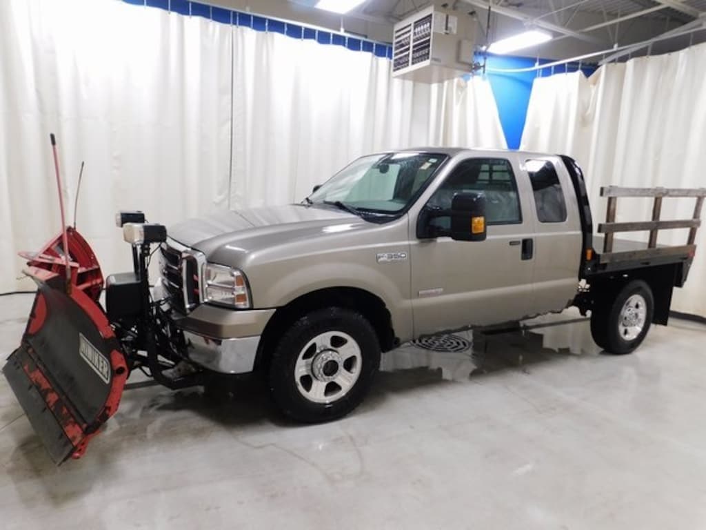 Used 2005 Ford F-350SD Lariat Truck