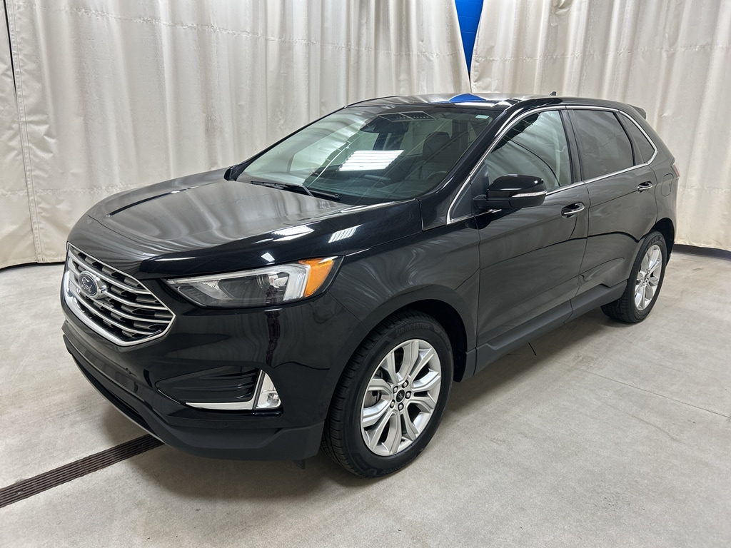 Used 2024 Ford Edge Titanium Sport Utility