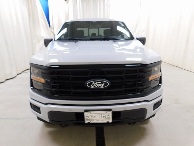 2025 Ford F-150 XLT photo 4