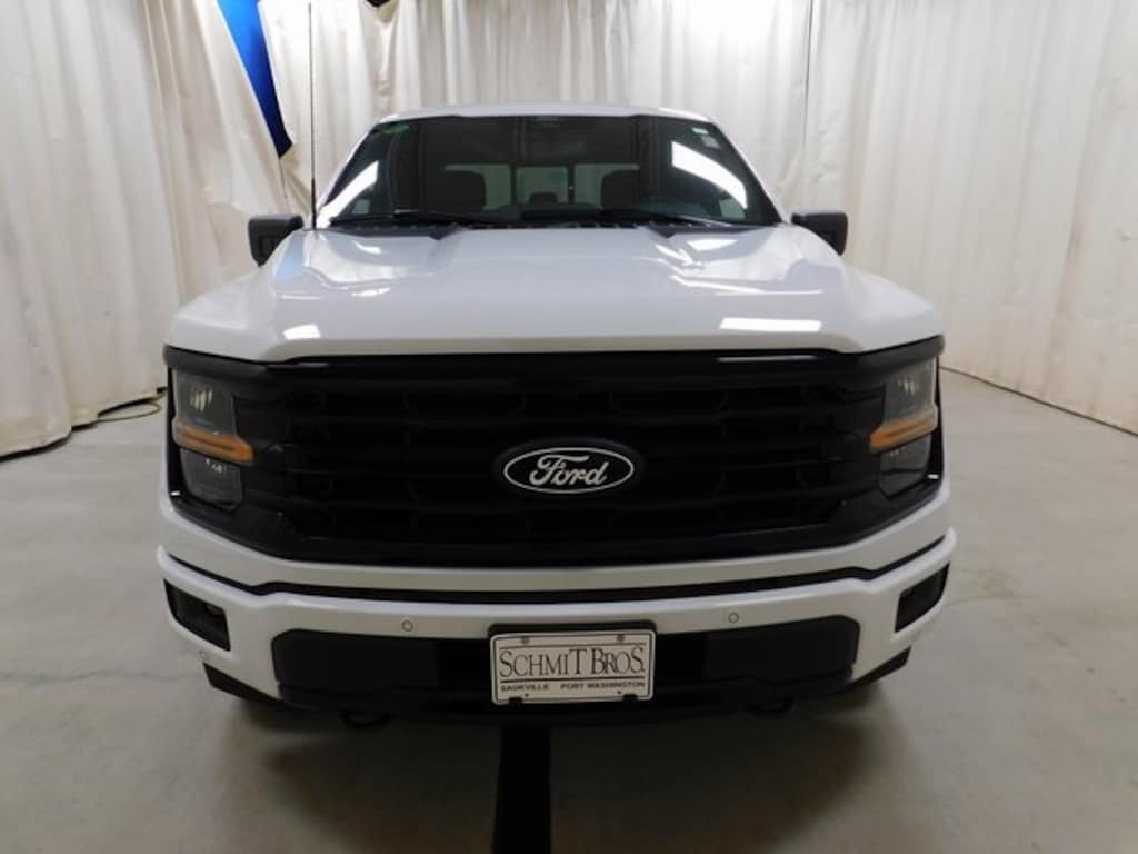 New 2025 Ford F-150 XLT Truck SuperCrew Cab