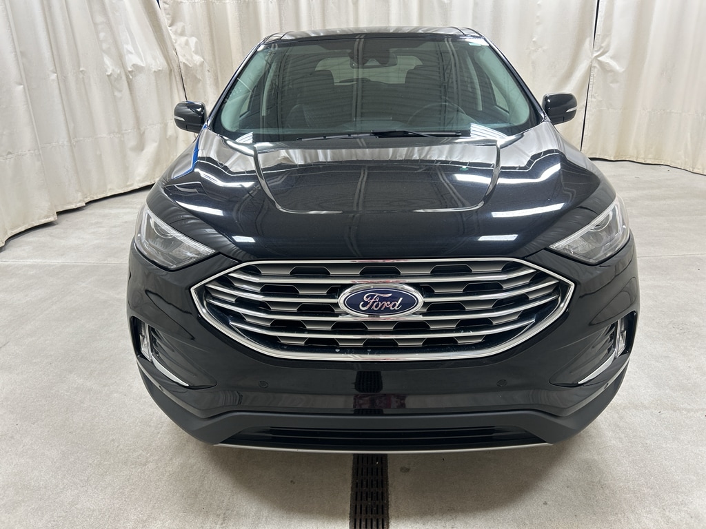 Used 2024 Ford Edge Titanium Sport Utility