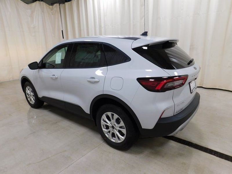 2026 Ford Escape Active - Photo 17
