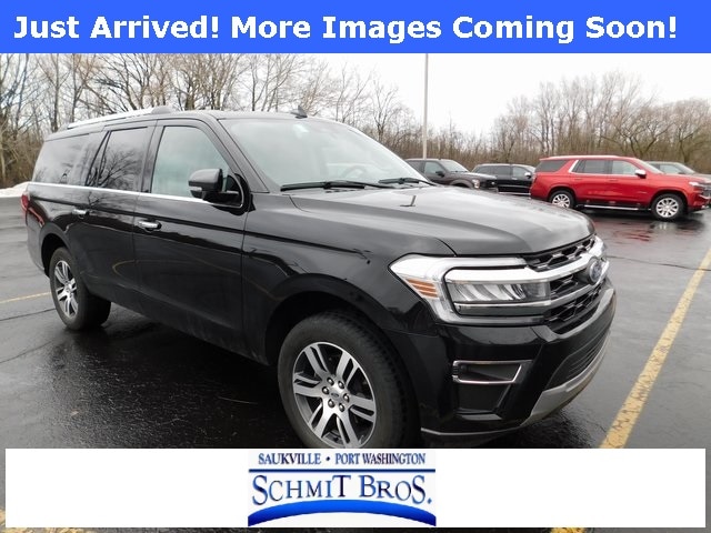 2024 Ford Expedition Limited's photo