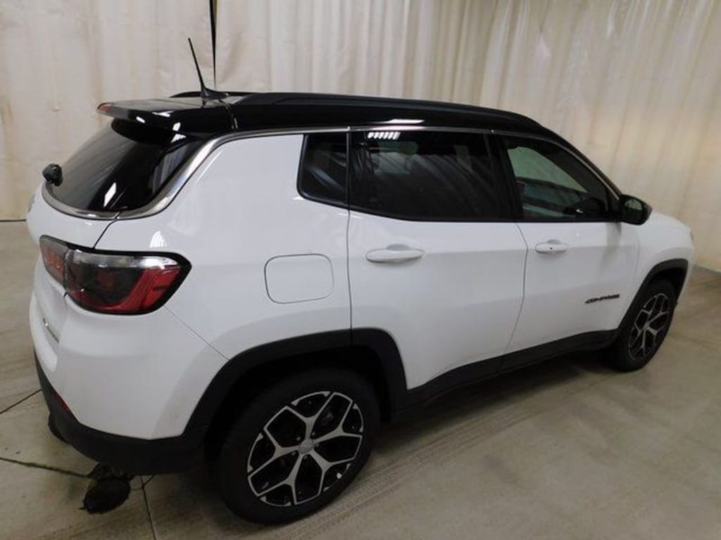 Used 2024 Jeep Compass Limited Sport Utility