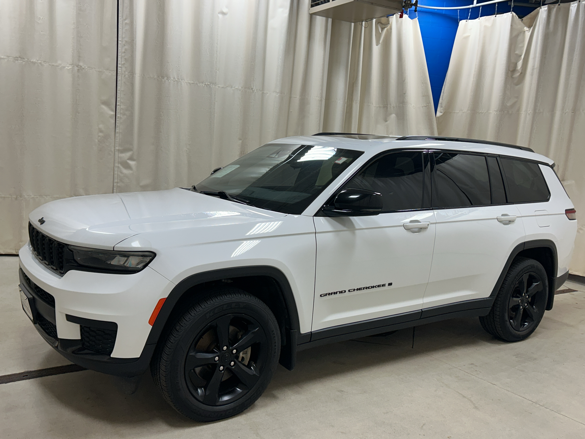 Used 2021 Jeep Grand Cherokee L Altitude Sport Utility