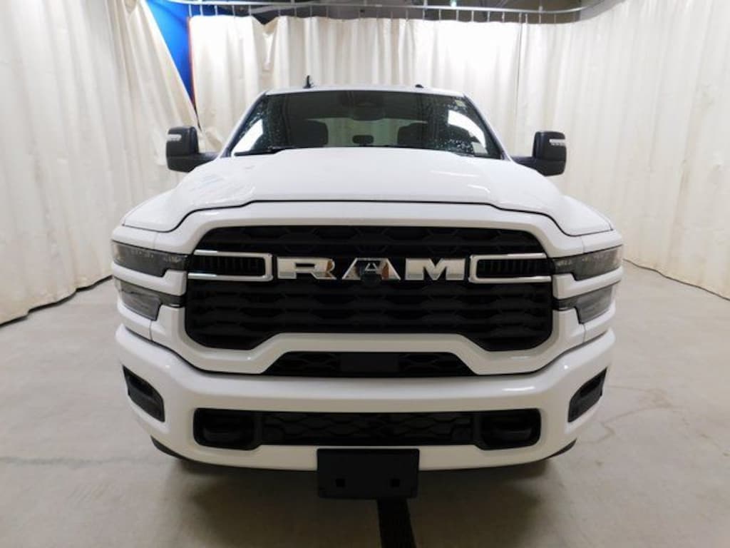 New 2026 Ram 2500 BIG HORN CREW CAB 4X4 6'4 BOX Pickup