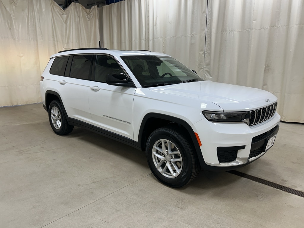 New 2026 Jeep Grand Cherokee L Laredo Sport Utility