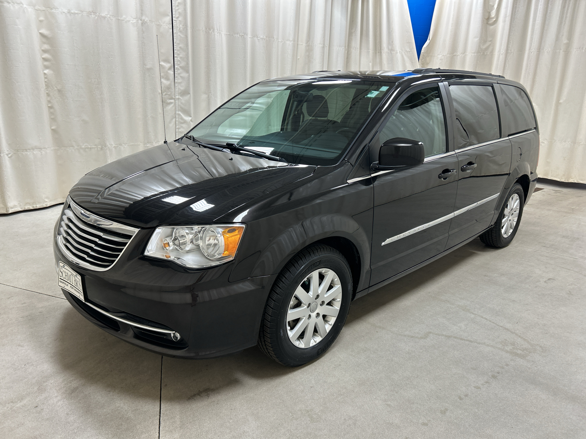 Used 2015 Chrysler Town & Country Touring Passenger Van
