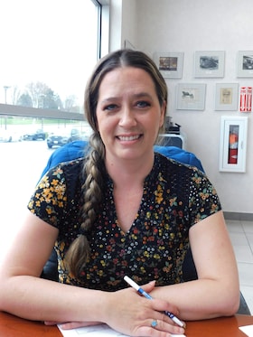 Staff member Lora Pease from ID_0ffecc