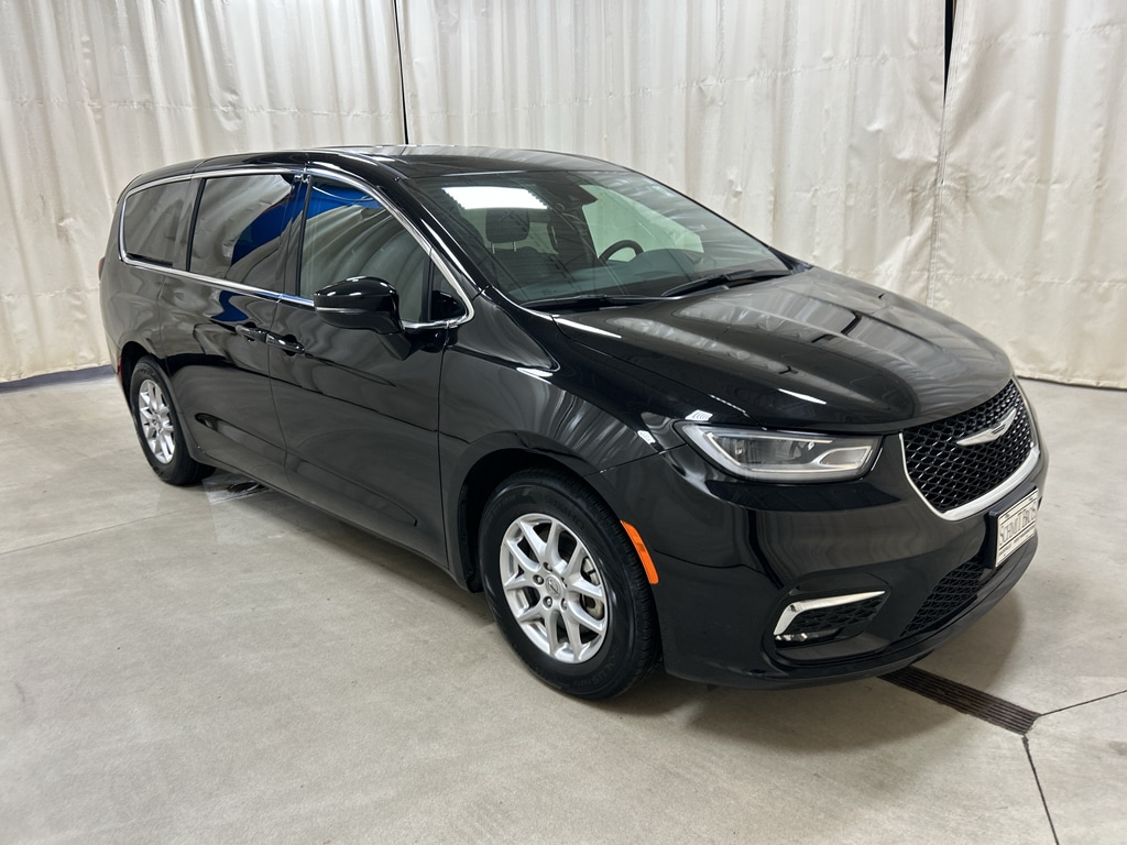 2025 Chrysler Pacifica