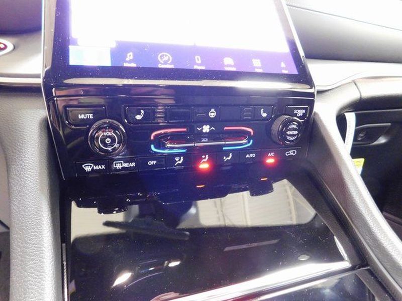2025 Jeep Grand Cherokee Limited - Photo 25
