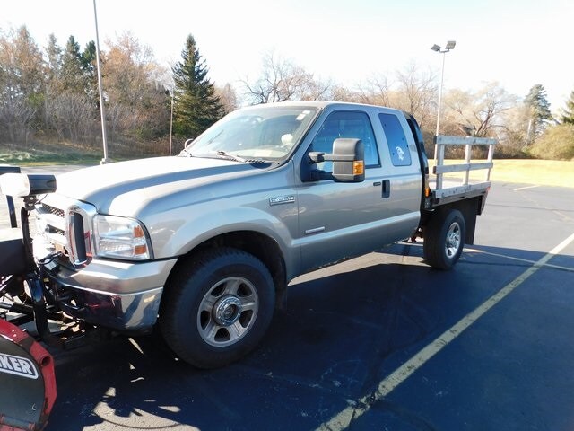 2005 Ford F-350 photo 2