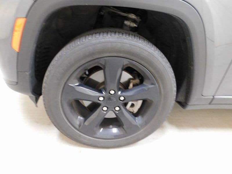 2022 Jeep Grand Cherokee L Altitude - Photo 12
