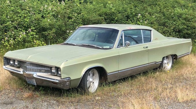 Chrysler New Yorker.jpg