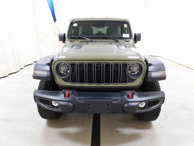 2025 Jeep Wrangler Rubicon photo 4